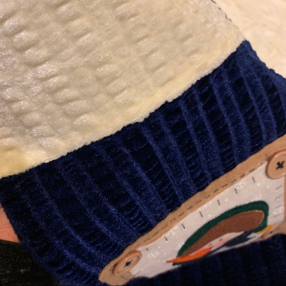 2 Beautiful Navy & Cream Primitive Snowman Stockings - Picture 4 of 12